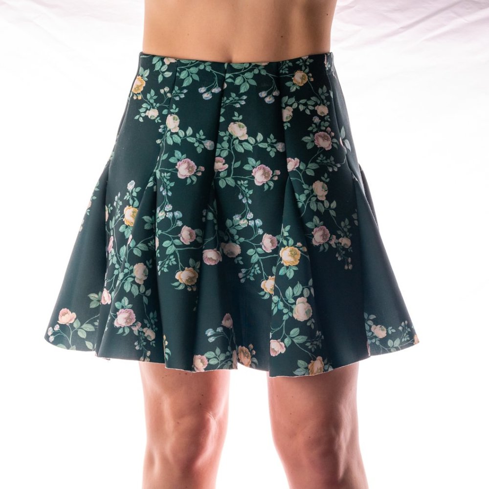 LC Lauren Conrad Runway Green Floral Skirt